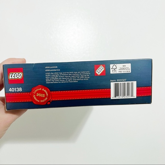 Lego Christmas Train Set Limited Edition 2015 - Picture 3 of 5